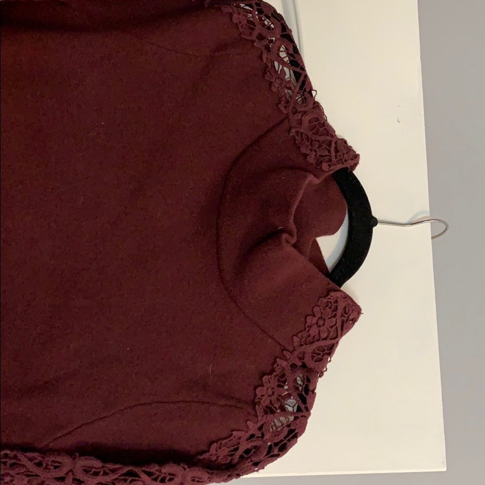Maroon sweater
